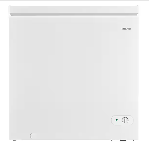 Vissani 7.0 cu. ft. Manual Defrost Chest Freezer with LED Light in White, Garage Ready S178 - HMCF7W5 - Scratch & Dent (Minor)