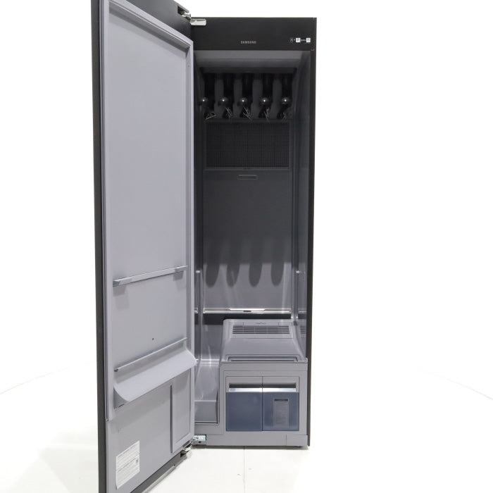 Pictures of Crystal Mirror Finish Samsung Bespoke AirDresser with Steam Refresh - Scratch & Dent - Major - Neu Appliance Outlet - Discount Appliance Outlet in Austin, Tx