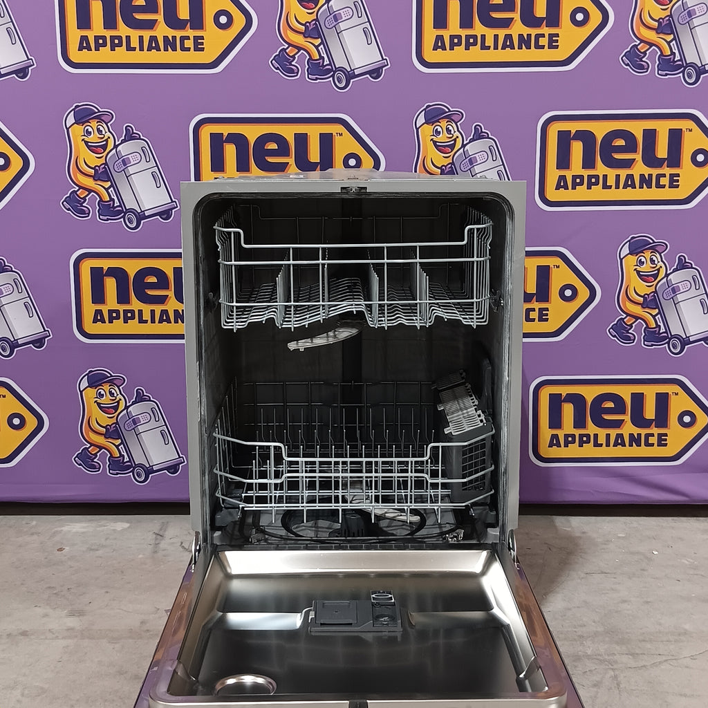 GE GDT565HSYSS Open dishwasher with racks on a purple background with 'Neu Appliance' logos.