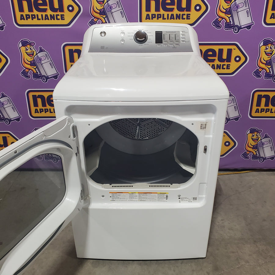 GE® ENERGY STAR® 7.4 cu. ft. Capacity Aluminized Alloy Drum Electric Dryer with Sensor Dry GTD65EBSJWS - Certified Refurbished