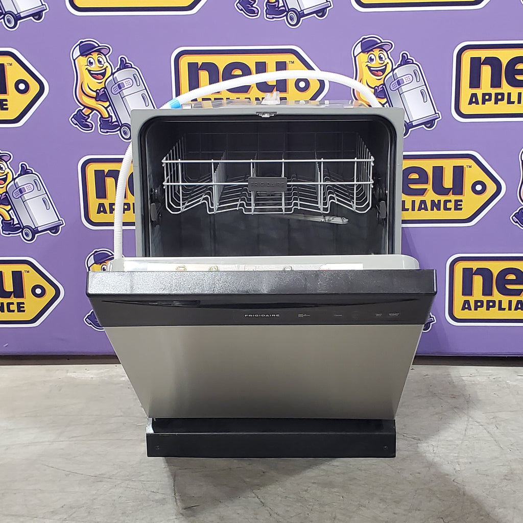 Pictures of Frigidaire Front Control Built In Dishwasher with 5-Level Wash System in Stainless Steel 3SD447 - FDPC4221AS - Open Box - Neu Appliance Outlet - Discount Appliance Outlet in Austin, Tx