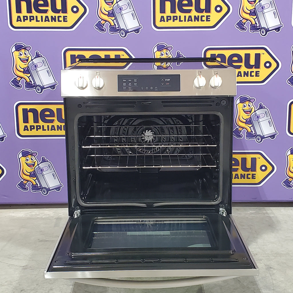 Pictures of Frigidaire 30" Front Control Electric Range with Convection in Stainless Steel FCFE3083AS - Scratch & Dent (Minor) - Neu Appliance Outlet - Discount Appliance Outlet in Austin, Tx