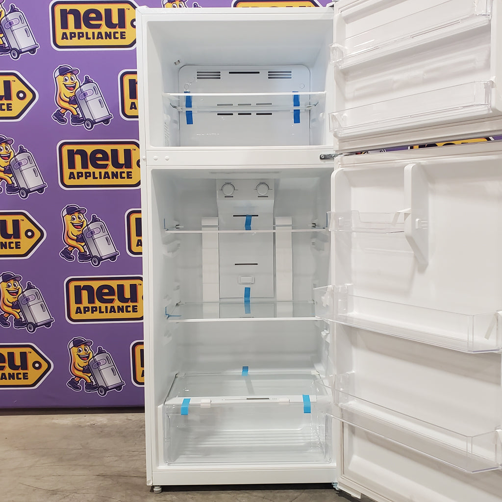 Pictures of Frigidaire 16 Cu. Ft. Garage Ready Top Freezer Refrigerator in White 3SD612 - FRTE1622AW - Scratch & Dent (Moderate) - Neu Appliance Outlet - Discount Appliance Outlet in Austin, Tx