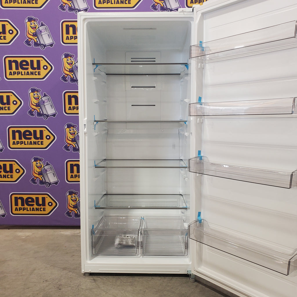 Midea 21 cu. ft. Convertible Upright Freezer in White 3SD775 - MRU21F5BWW - Open Box