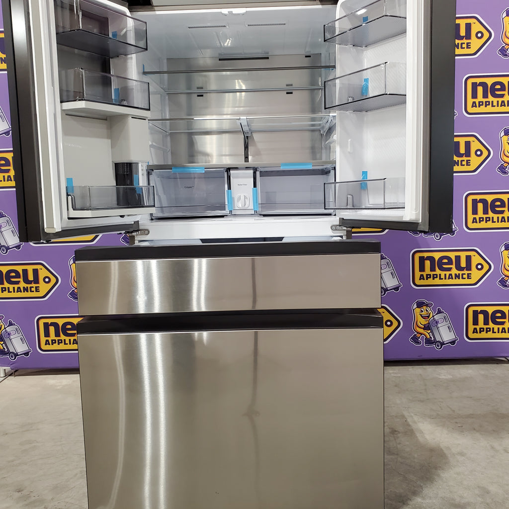 Pictures of Samsung 29 cu. ft. Bespoke 4-Door French Door Refrigerator with Beverage Center™ in Stainless Steel 4SD428 - RF29BB8600QL - Scratch & Dent (Moderate) - Neu Appliance Outlet - Discount Appliance Outlet in Austin, Tx