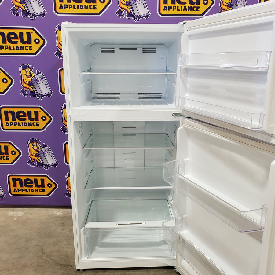 Vissani 14.2 cu. ft. Top Freezer Refrigerator in White, Garage Ready 25137SD704 - MDTF14WH5 - Scratch & Dent (Minor)