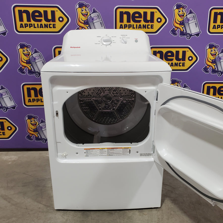 Hotpoint 6.2 cu. ft. Vented Gas Dryer in White with Auto Dry 31134SD192 - HTX26GASWWW - Scratch & Dent (Minor)