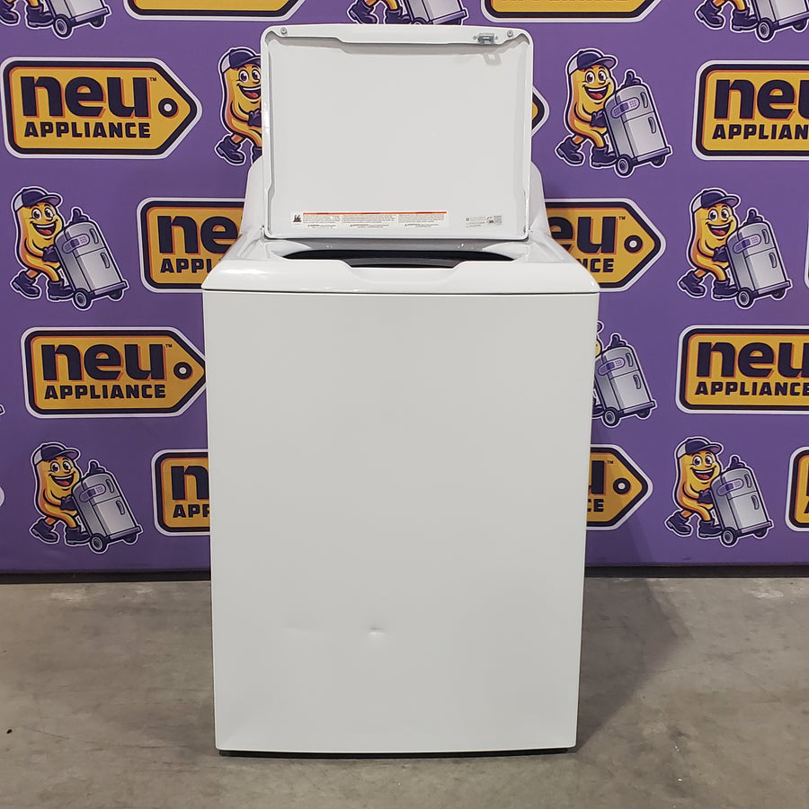 Hotpoint® 4.0 cu. ft. Capacity Washer with Cold Plus and Water Level Control HTW265ASWWW - Scratch & Dent (Minor) and Hotpoint® 6.2 cu. ft. vented Electric Dryer with Auto Dry 16146 - HTX26EASWWW - Scratch & Dent (Minor)