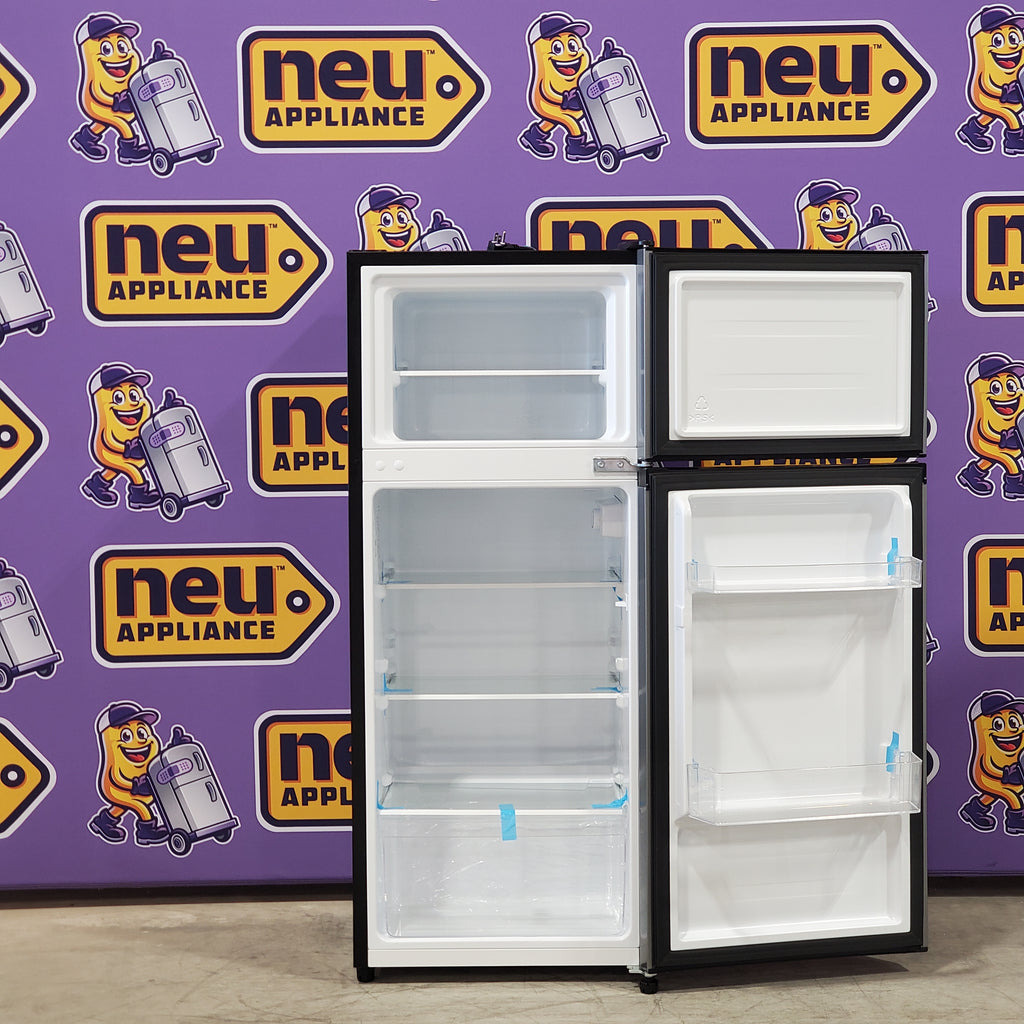Pictures of Hisense 4.4 Cu. Ft. Double Door Compact Refrigerator HRT044AVE - Open Box - Neu Appliance Outlet - Discount Appliance Outlet in Austin, Tx