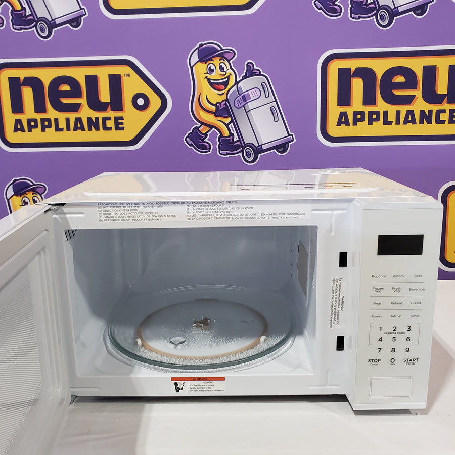 Vissani 1.1 cu. ft. Electric 1000-W Countertop Microwave in White with Turntable, 6-Heating Functions, and 2-Step Lock System E30PXP02-WHT - Scratch & Dent (Minor)