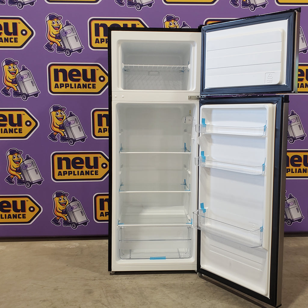 Pictures of Vissani 7.1 cu. ft. Top Freezer Refrigerator in Stainless Steel with Adjustable Shelf MDFF7SS - Scratch & Dent (Minor) - Neu Appliance Outlet - Discount Appliance Outlet in Austin, Tx