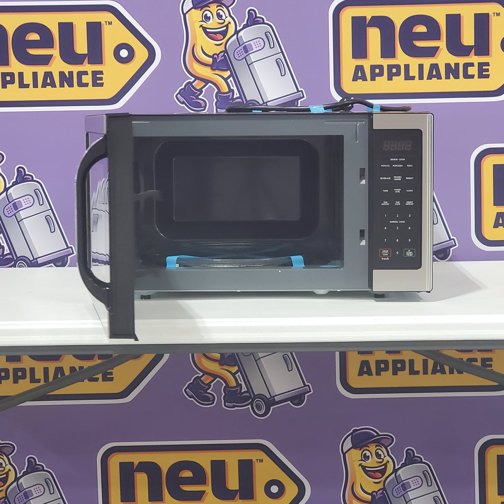 Pictures of Vissani 1.6 cu. ft. Countertop with Sensor Cook Microwave in Stainless Steel VSCMWE16S2SW-11 - Scratch & Dent (Minor) - Neu Appliance Outlet - Discount Appliance Outlet in Austin, Tx