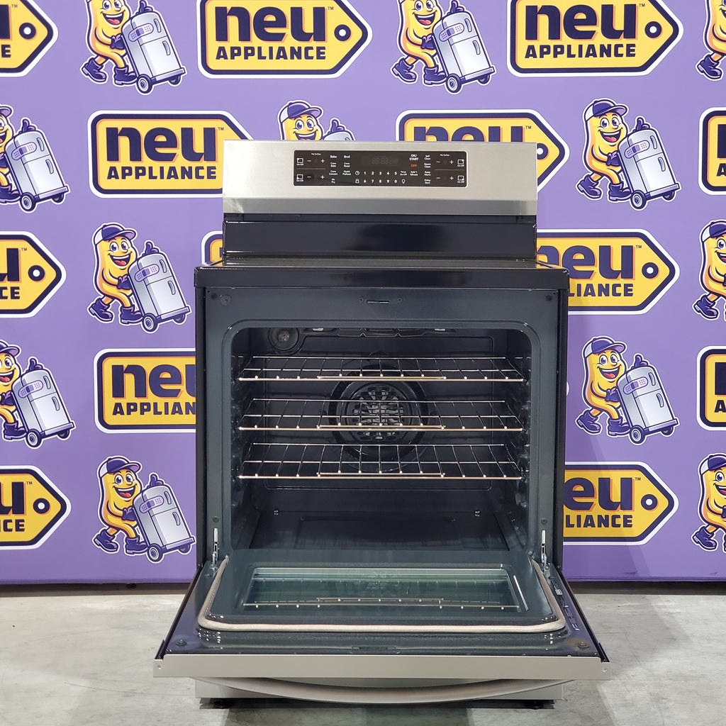 Pictures of Frigidaire Gallery 30" Freestanding Induction Range with Air Fry GCRI3058AF - Scratch & Dent (Minor) - Neu Appliance Outlet - Discount Appliance Outlet in Austin, Tx