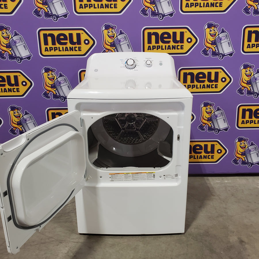GE® 3.8 cu. ft. Capacity Washer with Stainless Steel Basket in White GTW330ASKWW - Scratch & Dent (Moderate) and GE® 7.2 cu. ft. Capacity Aluminized Alloy Drum Electric Dryer 16228 - GTD33EASKWW - Scratch & Dent (Minor)