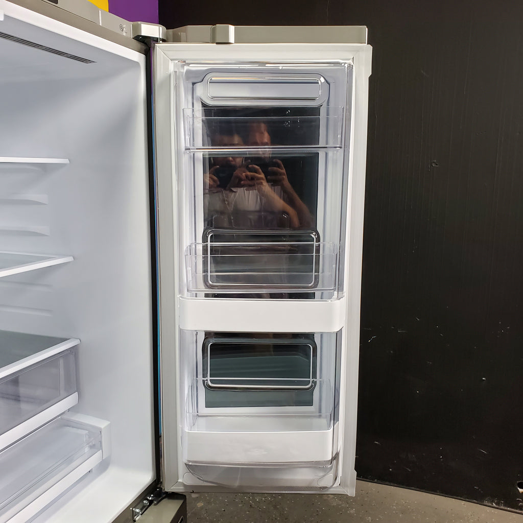 Pictures of PrintProof Stainless Steel LG 27 cu. ft. 3 Door French Door Refrigerator with InstaView Door-in-Door with Ice Maker- Scratch & Dent - Moderate - Neu Appliance Outlet - Discount Appliance Outlet in Austin, Tx