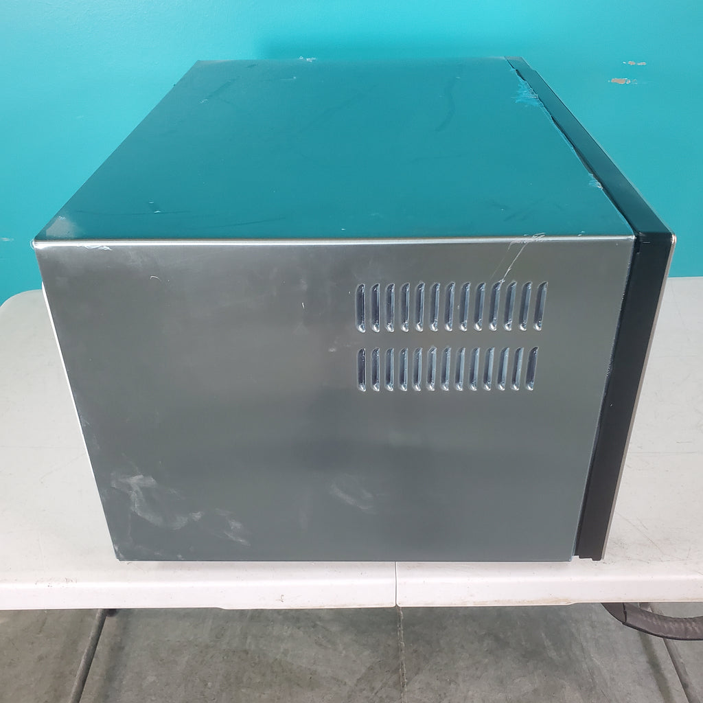 Pictures of Stainless Steel GE. 2.2 cu. ft. Countertop Microwave Oven with Inverter Defrost Technology - Open Box - Neu Appliance Outlet - Discount Appliance Outlet in Austin, Tx