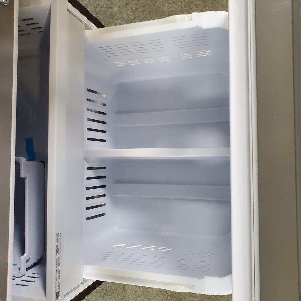 Pictures of 30 in. Stainless Steel ENERGY STAR Samsung 22 cu. ft. 3 Door French Door Refrigerator with Exterior Water and Ice - Scratch & Dent - Minor - Neu Appliance Outlet - Discount Appliance Outlet in Austin, Tx