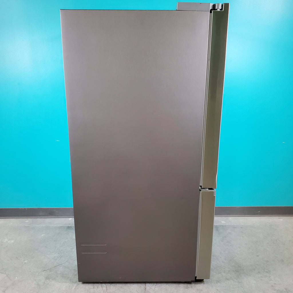 Pictures of 30 in. Stainless Steel ENERGY STAR Samsung 22 cu. ft. 3 Door French Door Refrigerator with Exterior Water and Ice - Scratch & Dent - Minor - Neu Appliance Outlet - Discount Appliance Outlet in Austin, Tx