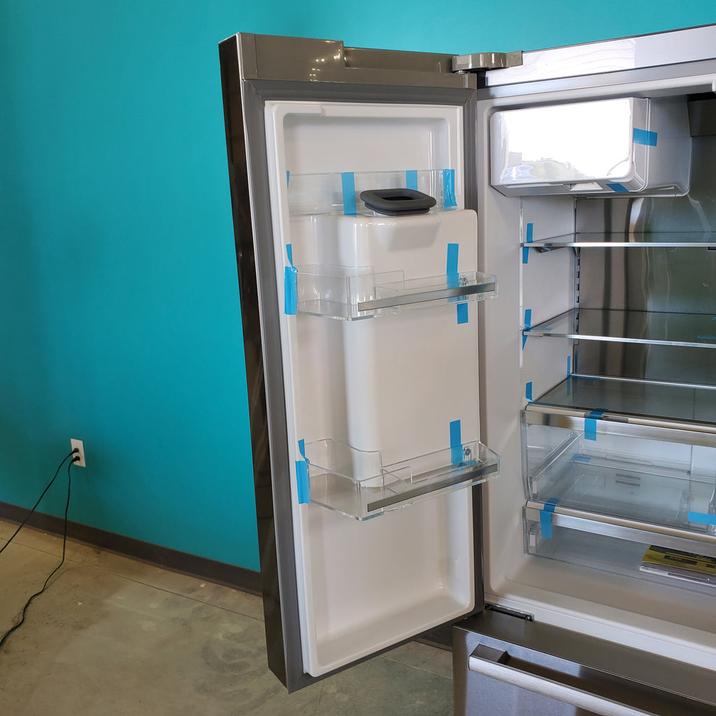 Pictures of Stainless Steel Counter Depth Bosch 500 Series 21.6 cu. ft. 3 Door French Door Refrigerator with Exterior Water and Ice - Scratch & Dent - Minor - Neu Appliance Outlet - Discount Appliance Outlet in Austin, Tx