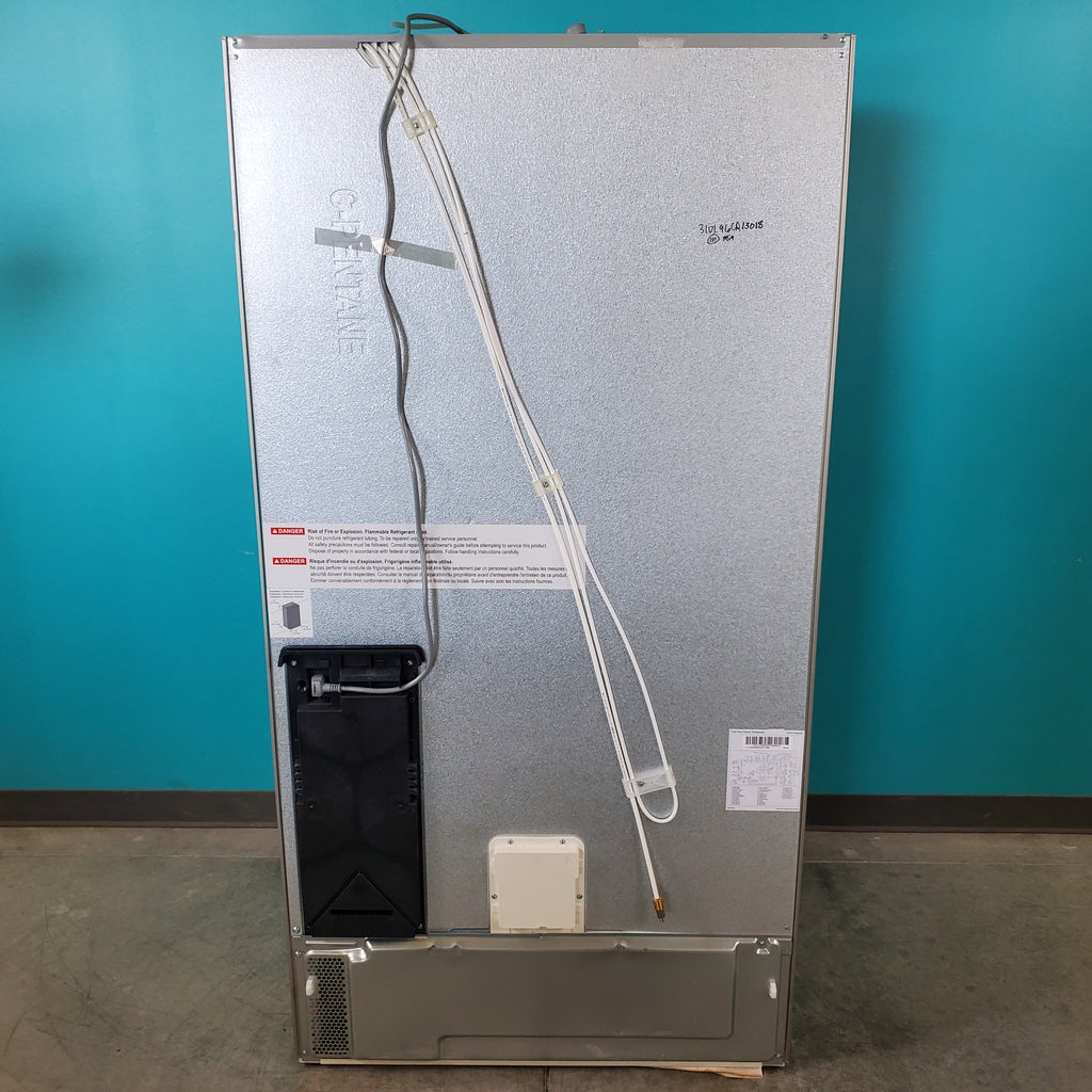 Pictures of Stainless Steel Counter Depth Bosch 500 Series 21.6 cu. ft. 3 Door French Door Refrigerator with Exterior Water and Ice - Scratch & Dent - Minor - Neu Appliance Outlet - Discount Appliance Outlet in Austin, Tx