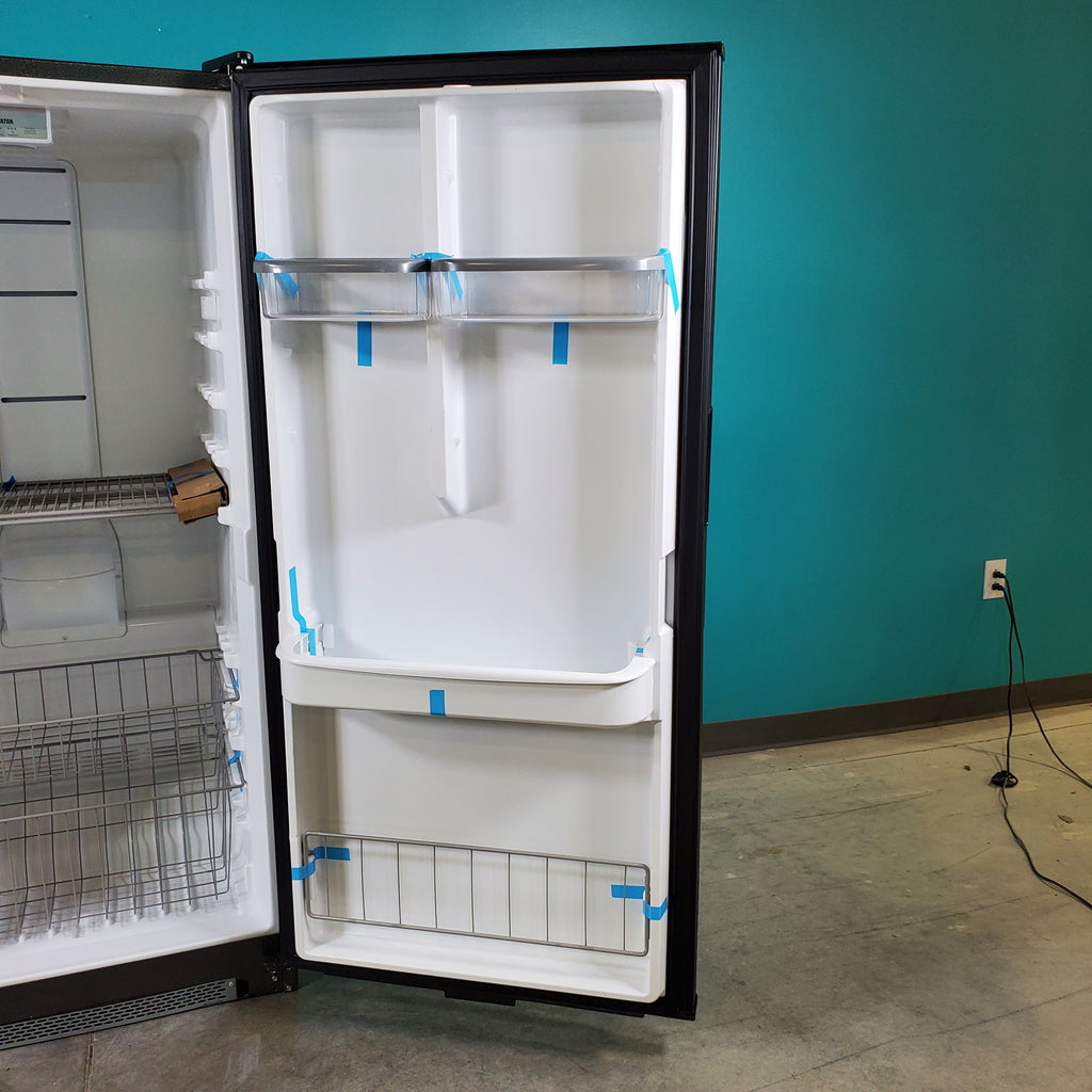 Pictures of Black Matte Gladiator 17.8 cu. ft. Upright Freezer with Garage Ready Design - Scratch & Dent - Minor - Neu Appliance Outlet - Discount Appliance Outlet in Austin, Tx