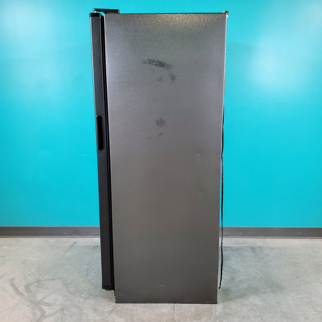 Pictures of Black Matte Gladiator 17.8 cu. ft. Upright Freezer with Garage Ready Design - Scratch & Dent - Minor - Neu Appliance Outlet - Discount Appliance Outlet in Austin, Tx