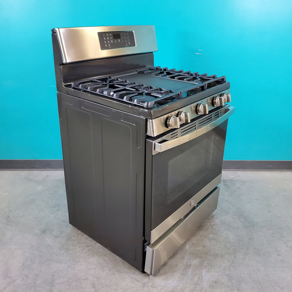 Pictures of Fingerprint Resistant Stainless Steel GE Profile 5.6 cu. ft. 5 Burner Freestanding Gas Range with No Preheat Air Fry - Scratch & Dent - Moderate - Neu Appliance Outlet - Discount Appliance Outlet in Austin, Tx