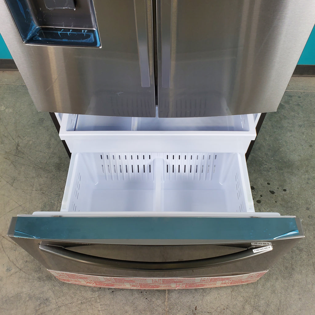 Pictures of Stainless Steel ENERGY STAR Samsung 27 cu. ft. 3 Door French Door Refrigerator with Dual Ice Makers- Scratch & Dent - Minor - Neu Appliance Outlet - Discount Appliance Outlet in Austin, Tx