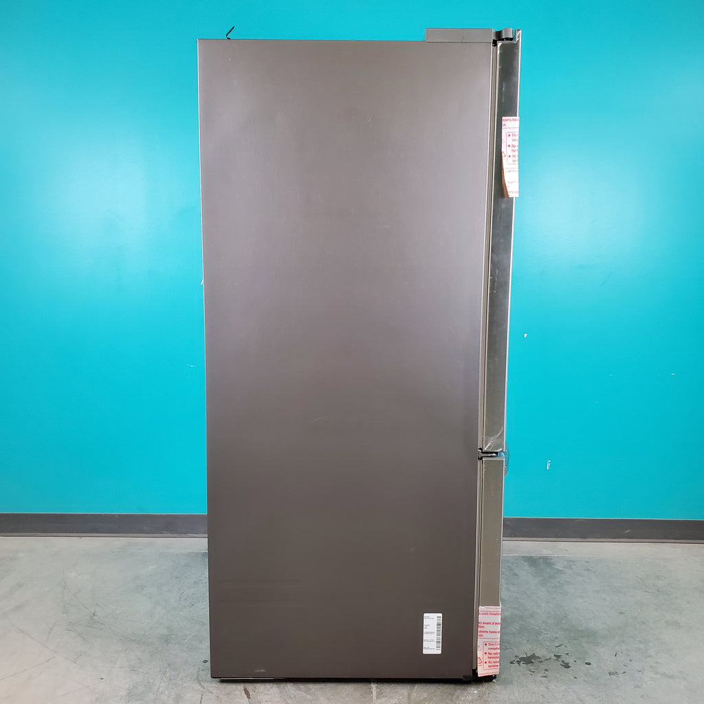 Pictures of Stainless Steel ENERGY STAR Samsung 27 cu. ft. 3 Door French Door Refrigerator with Dual Ice Makers- Scratch & Dent - Minor - Neu Appliance Outlet - Discount Appliance Outlet in Austin, Tx