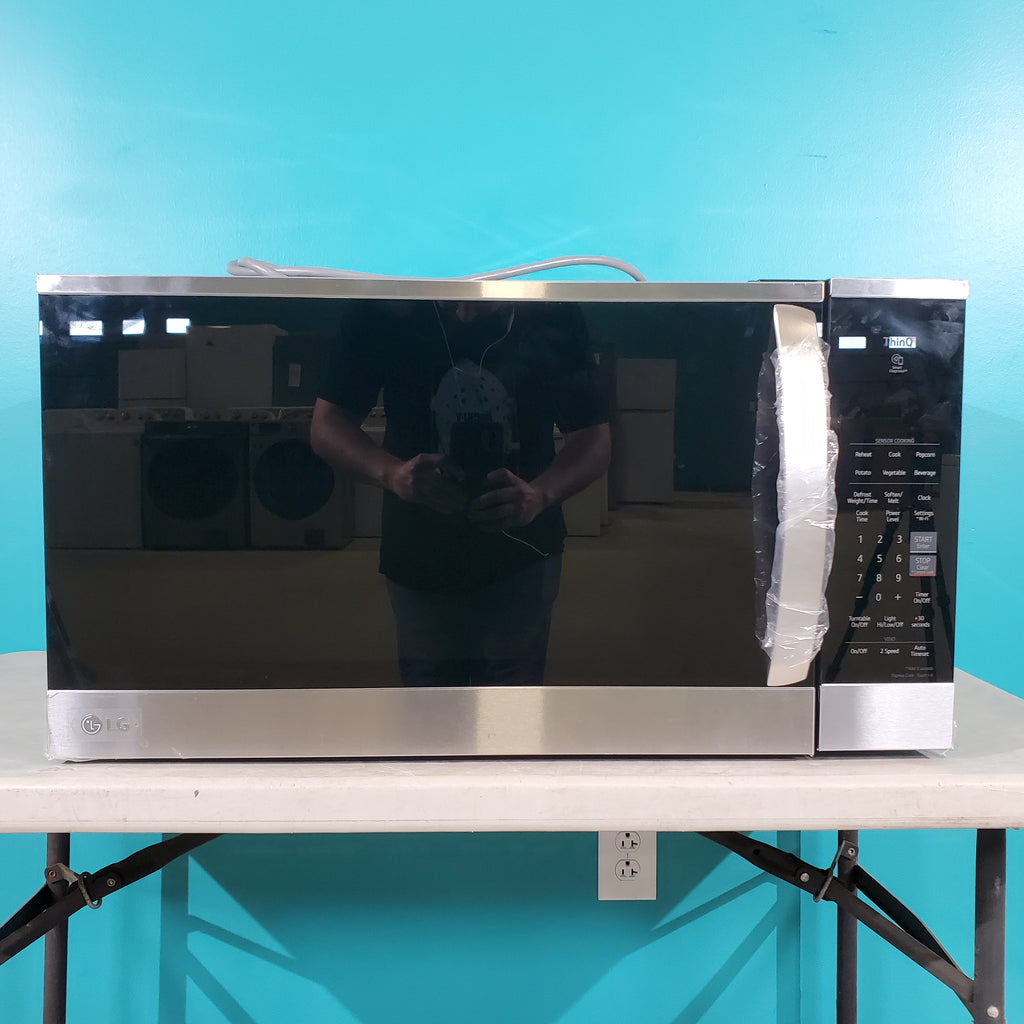 Pictures of PrintProof Stainless Steel LG 1.8 cu. ft. Over The Range Microwave with Scan-to-Cook - Scratch & Dent - Minor - Neu Appliance Outlet - Discount Appliance Outlet in Austin, Tx