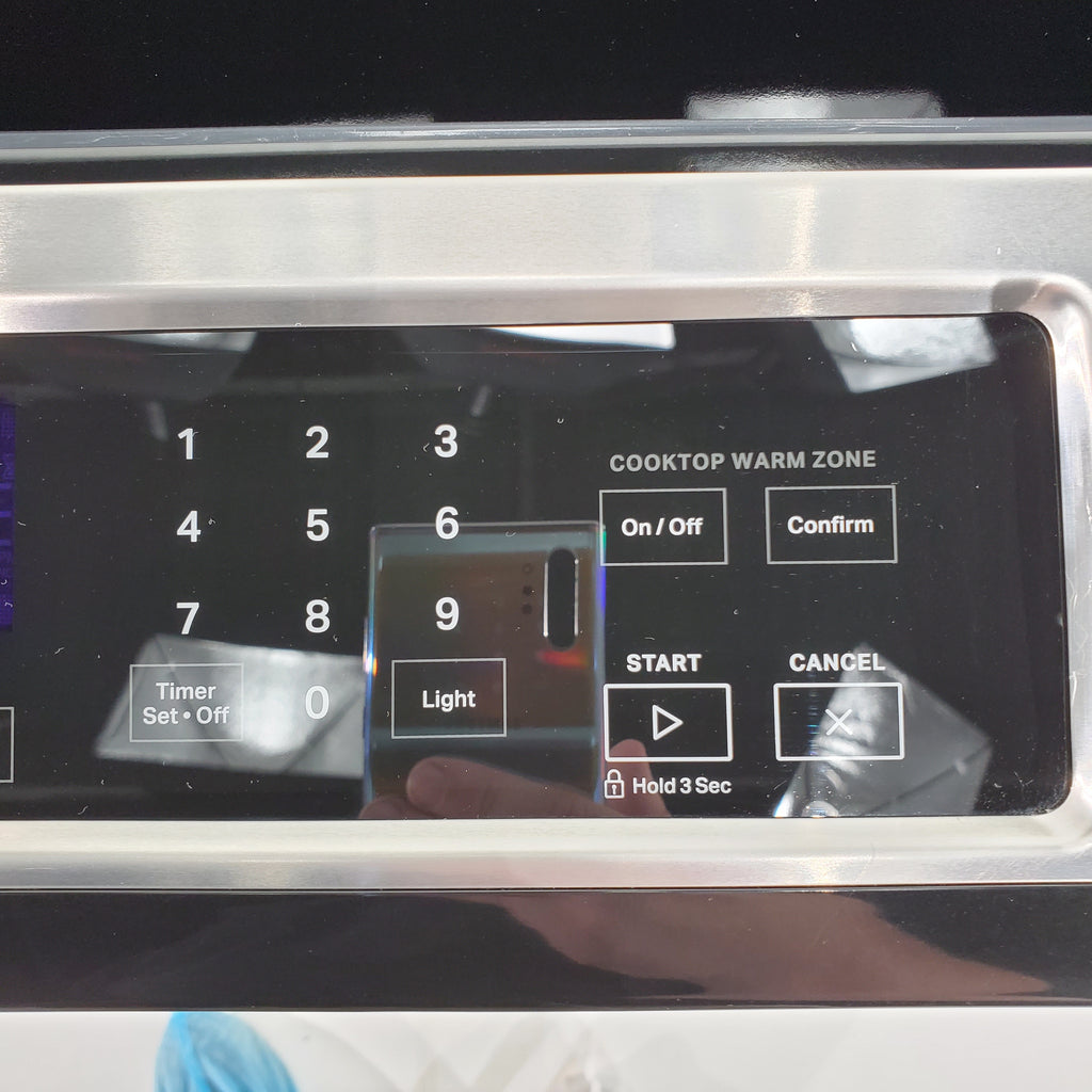 Pictures of Fingerprint Resistant Stainless Steel Whirlpool 6.4 cu. ft. 5 Heating Element Slide In Electric Range with Air Fry - Scratch & Dent - Minor - Neu Appliance Outlet - Discount Appliance Outlet in Austin, Tx