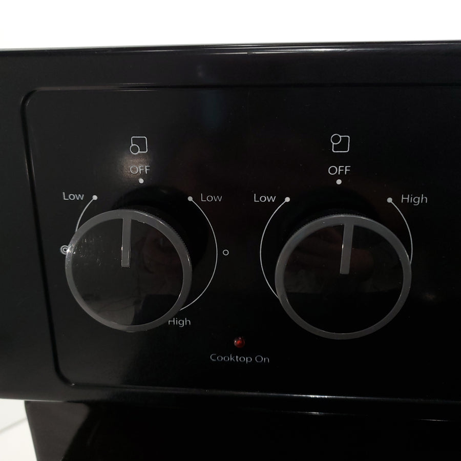 Black Whirlpool 4.8 cu. ft. 4 Heating Element Freestanding Electric Range with Custom Broil- Certified Refurbished