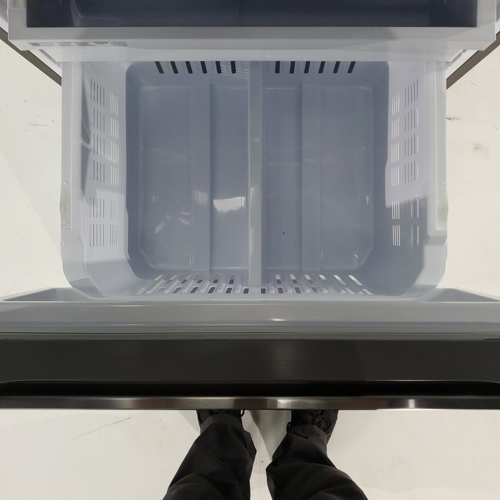 Pictures of 30 in. Fingerprint Resistant Stainless Steel ENERGY STAR Samsung 22 cu. ft. 3 Door French Door Refrigerator with Exterior Water and Ice Dispenser - Scratch & Dent - Minor - Neu Appliance Outlet - Discount Appliance Outlet in Austin, Tx