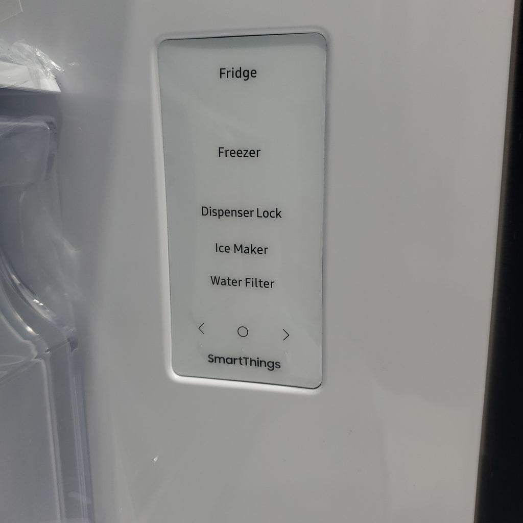 Pictures of 30 in. Fingerprint Resistant Stainless Steel ENERGY STAR Samsung 22 cu. ft. 3 Door French Door Refrigerator with Exterior Water and Ice Dispenser - Scratch & Dent - Moderate - Neu Appliance Outlet - Discount Appliance Outlet in Austin, Tx