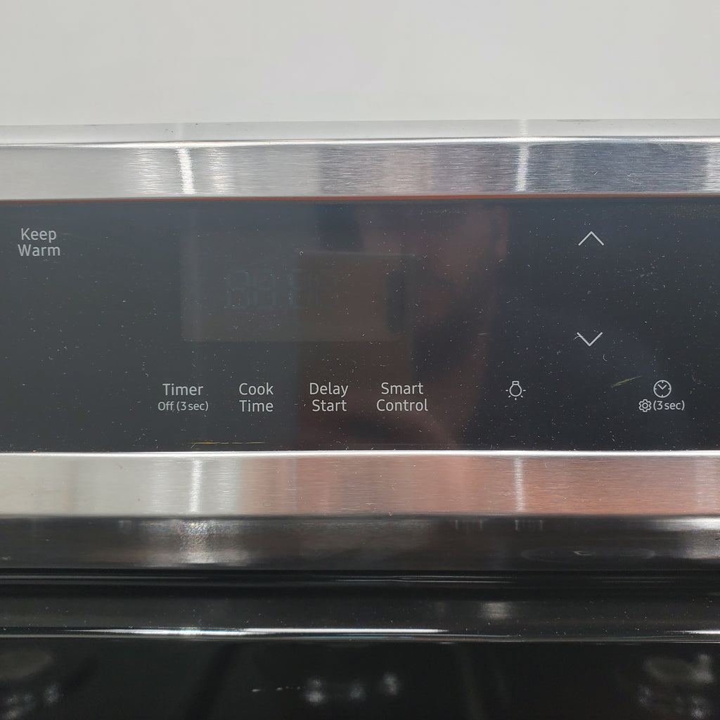 Pictures of Stainless Steel Samsung 6.0 cu. ft. 5 Burner Freestanding Gas Range with Integrated Griddle - Scratch & Dent - Major - Neu Appliance Outlet - Discount Appliance Outlet in Austin, Tx