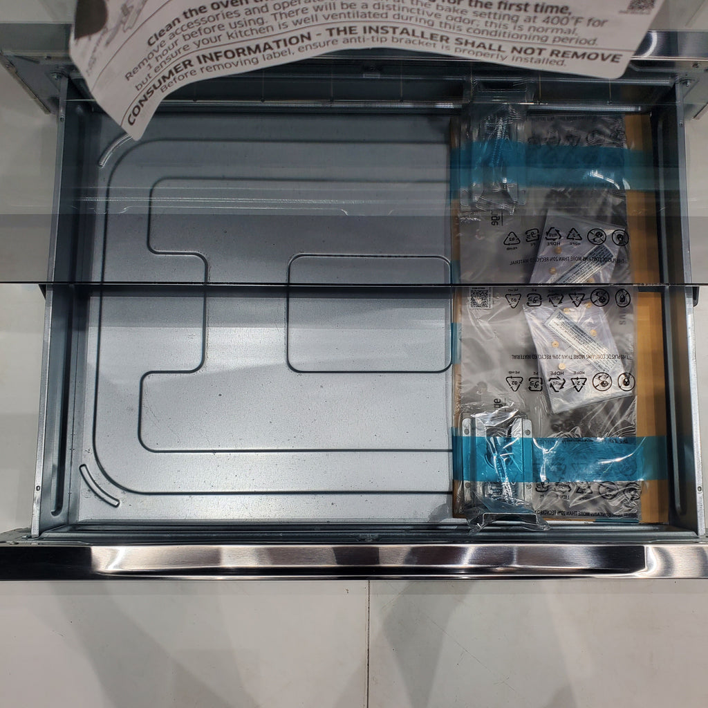 Pictures of Stainless Steel Samsung 6.0 cu. ft. 5 Burner Freestanding Gas Range with Integrated Griddle - Scratch & Dent - Major - Neu Appliance Outlet - Discount Appliance Outlet in Austin, Tx