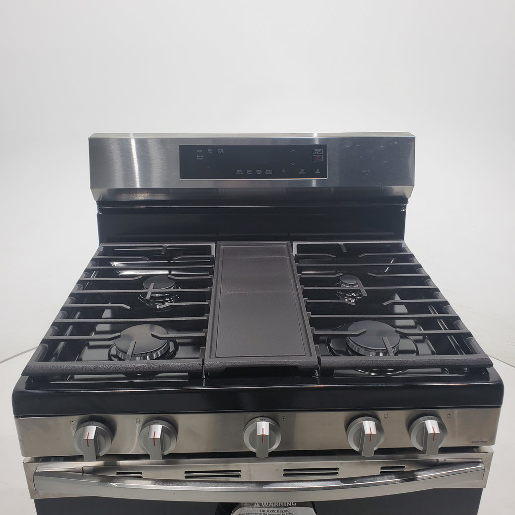Pictures of Stainless Steel Samsung 6.0 cu. ft. 5 Burner Freestanding Gas Range with Integrated Griddle - Scratch & Dent - Major - Neu Appliance Outlet - Discount Appliance Outlet in Austin, Tx