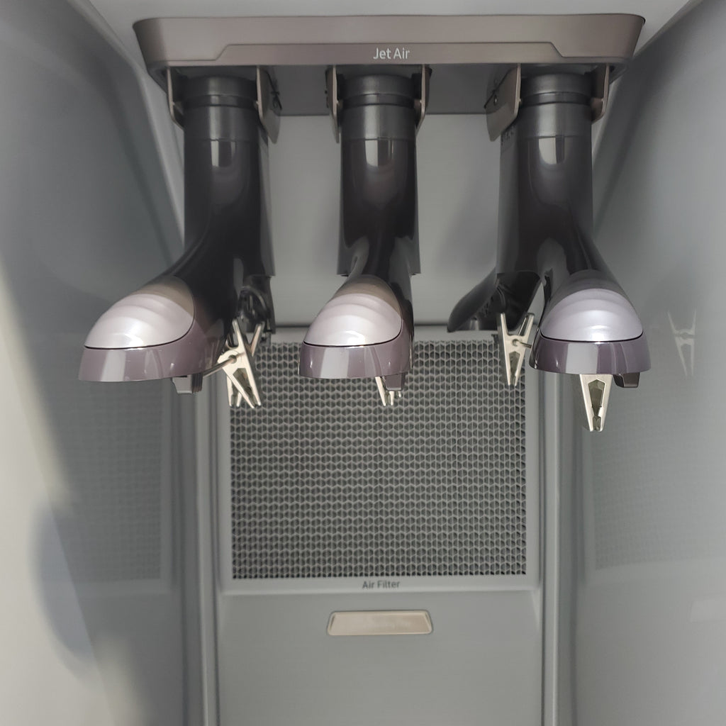 Pictures of 20.88 in. Dark Black Samsung AirDresser Upright Steamer with Air Hangers DF60R8200DG - Scratch & Dent - Minor - Neu Appliance Outlet - Discount Appliance Outlet in Austin, Tx