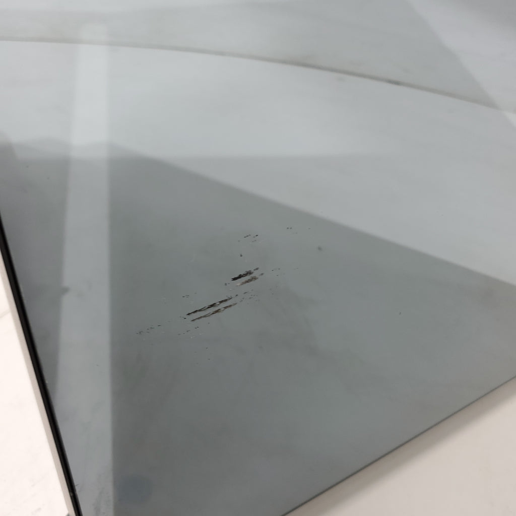 Pictures of Crystal Mirror Finish Samsung Bespoke AirDresser with Steam Refresh - Scratch & Dent - Major - Neu Appliance Outlet - Discount Appliance Outlet in Austin, Tx
