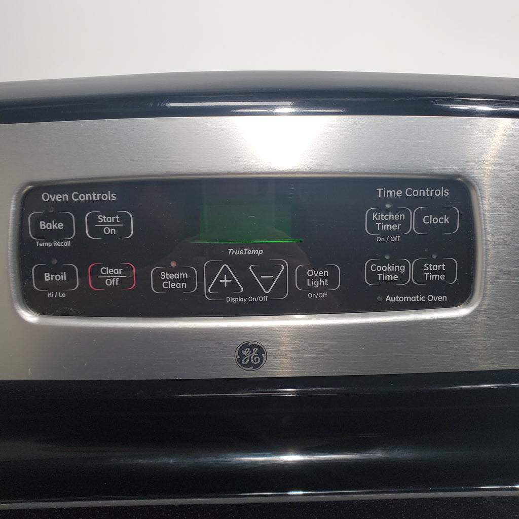 Pictures of Stainless Steel GE 5.3 cu. ft. 4 Heating Element Freestanding Range with Ceramic Glass Cooktop - Certified Refurbished - Neu Appliance Outlet - Discount Appliance Outlet in Austin, Tx