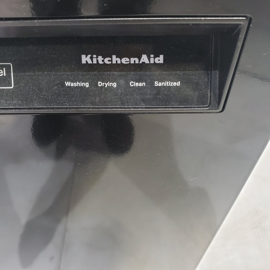 Pictures of Standard 24 in. Black KitchenAid Built In Dishwasher with Third Rack - Scratch & Dent - Minor - Neu Appliance Outlet - Discount Appliance Outlet in Austin, Tx