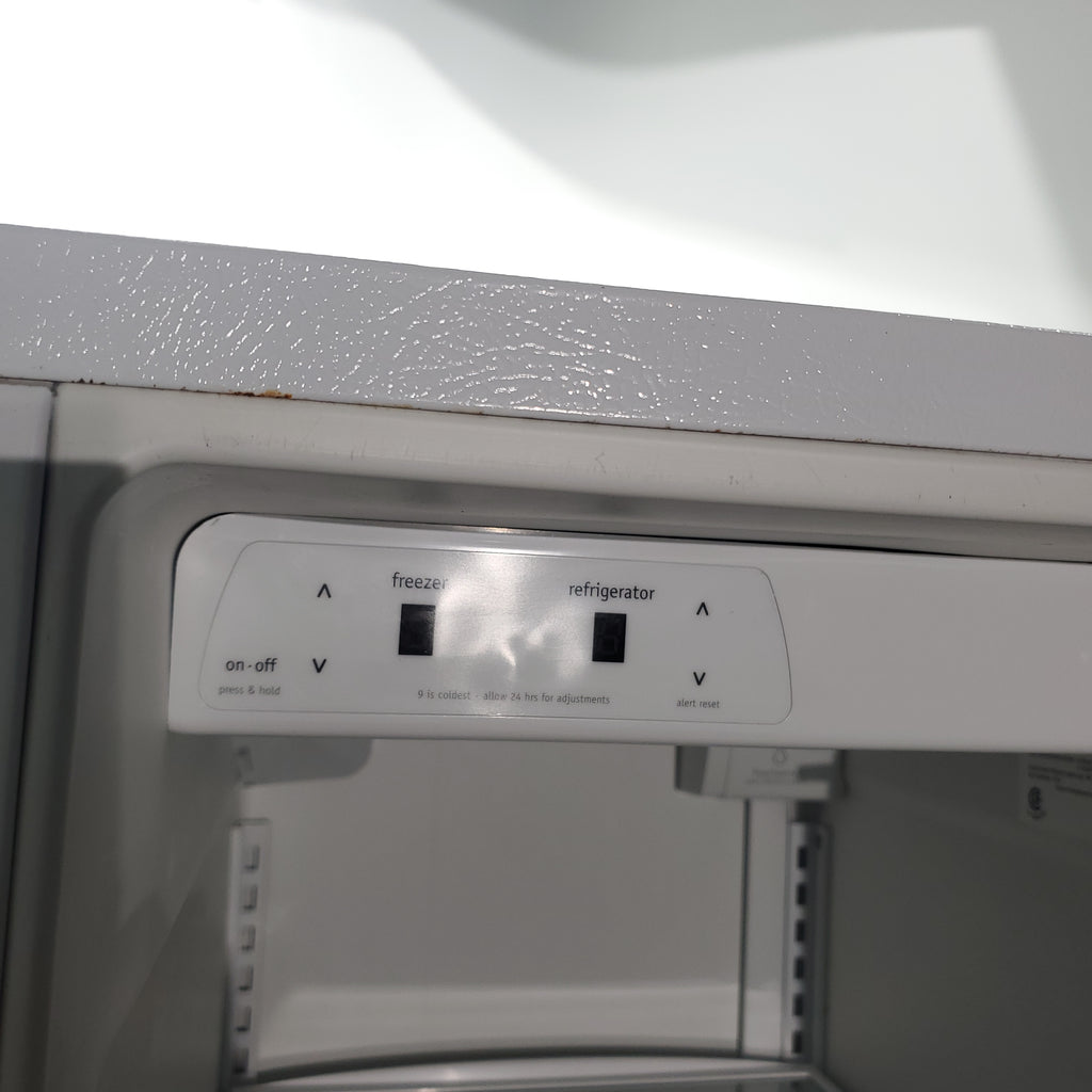 Pictures of White Frigidaire 25.6 cu. ft. Side by Side Refrigerator with External Water and Ice Dispenser - Certified Refurbished - Neu Appliance Outlet - Discount Appliance Outlet in Austin, Tx