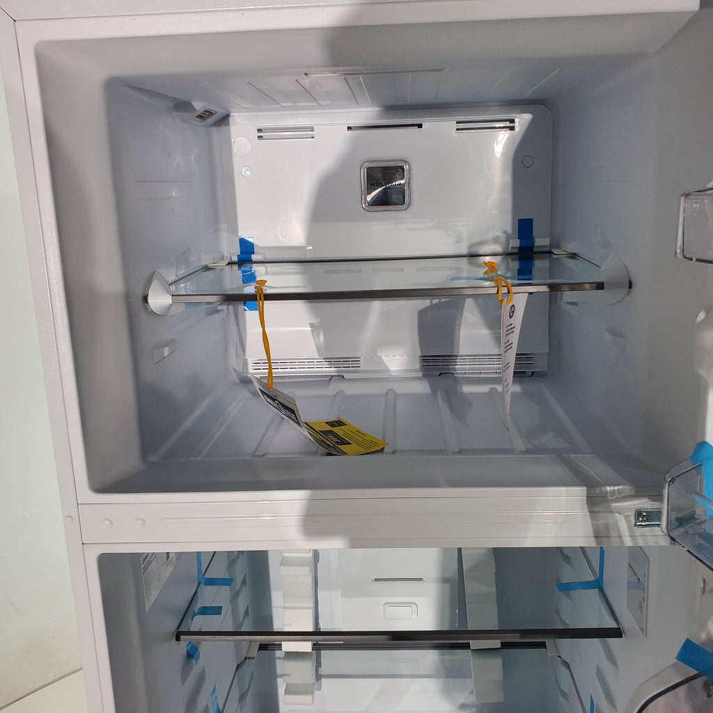 Pictures of White ENERGY STAR Midea 18.1 cu. ft. Top Freezer Refrigerator with Reversible Door - Scratch & Dent - Minor - Neu Appliance Outlet - Discount Appliance Outlet in Austin, Tx