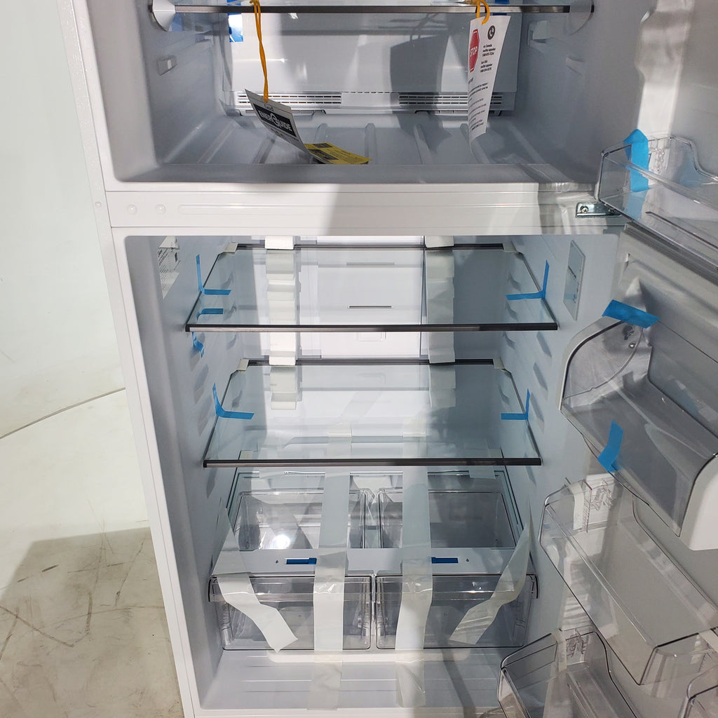 Pictures of White ENERGY STAR Midea 18.1 cu. ft. Top Freezer Refrigerator with Reversible Door - Scratch & Dent - Minor - Neu Appliance Outlet - Discount Appliance Outlet in Austin, Tx