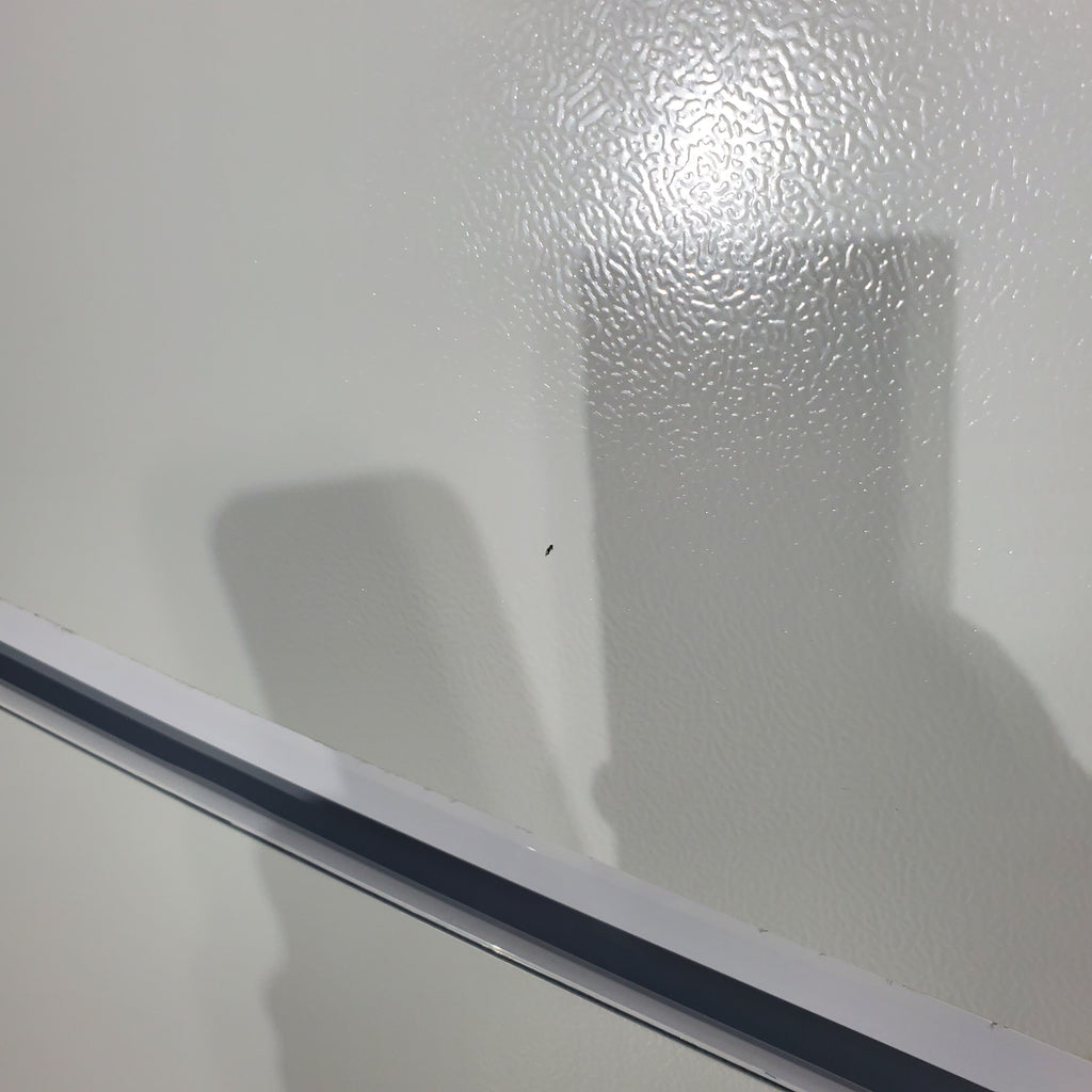 Pictures of White ENERGY STAR Midea 18.1 cu. ft. Top Freezer Refrigerator with Reversible Door - Scratch & Dent - Minor - Neu Appliance Outlet - Discount Appliance Outlet in Austin, Tx