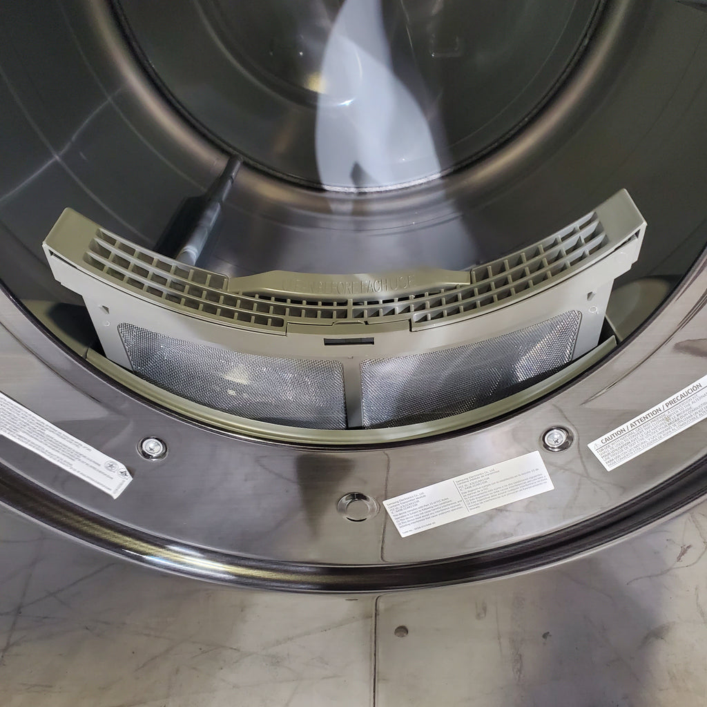 Pictures of Fingerprint Resistant Black Stainless Steel ENERGY STAR Samsung 7.5 cu. ft. Frontload Gas Dryer with Steam- Scratch & Dent - Minor - Neu Appliance Outlet - Discount Appliance Outlet in Austin, Tx