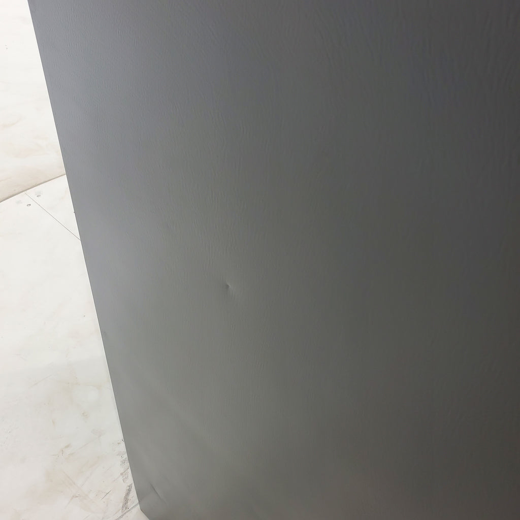 Pictures of 30" Wide Easy Care Stainless Steel Frigidaire 18.3 cu. ft. Top Freezer Bottom Refrigerator with EvenTemp Cooling System - Scratch and Dent - Moderate - Neu Appliance Outlet - Discount Appliance Outlet in Austin, Tx