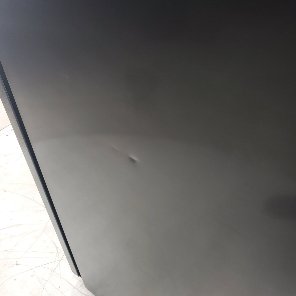 Pictures of 33" Wide Kenmore 21 cu ft Black Top and Bottom Refrigerator with Adjustable  Glass Shelving - Certified Refurbished - Neu Appliance Outlet - Discount Appliance Outlet in Austin, Tx