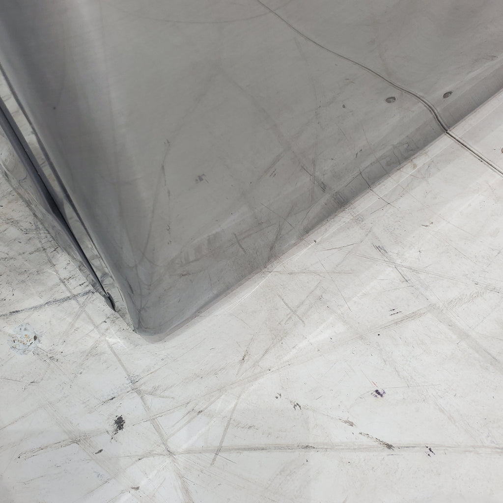 Pictures of Platinum Samsung 7.5 cu. ft. Front Load Electric Dryer with Steam - Scratch & Dent - Minor - Neu Appliance Outlet - Discount Appliance Outlet in Austin, Tx