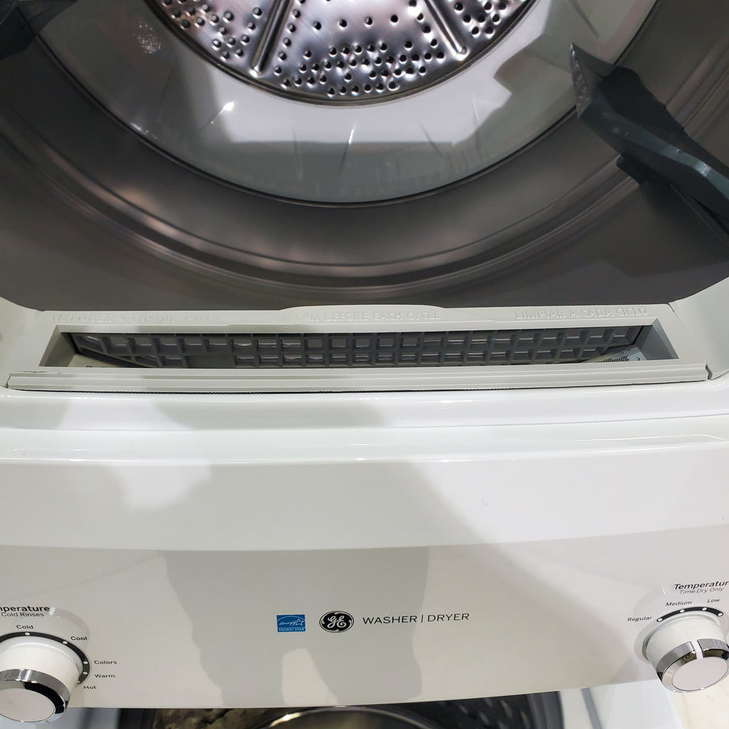 Pictures of ENERGY STAR GE 3.9 cu. ft. Laundry Center Washer with Infusor Wash Mechanism and 5.9 cu. ft. Electric Dryer with 3-Way Venting - Scratch & Dent - Major - Neu Appliance Outlet - Discount Appliance Outlet in Austin, Tx